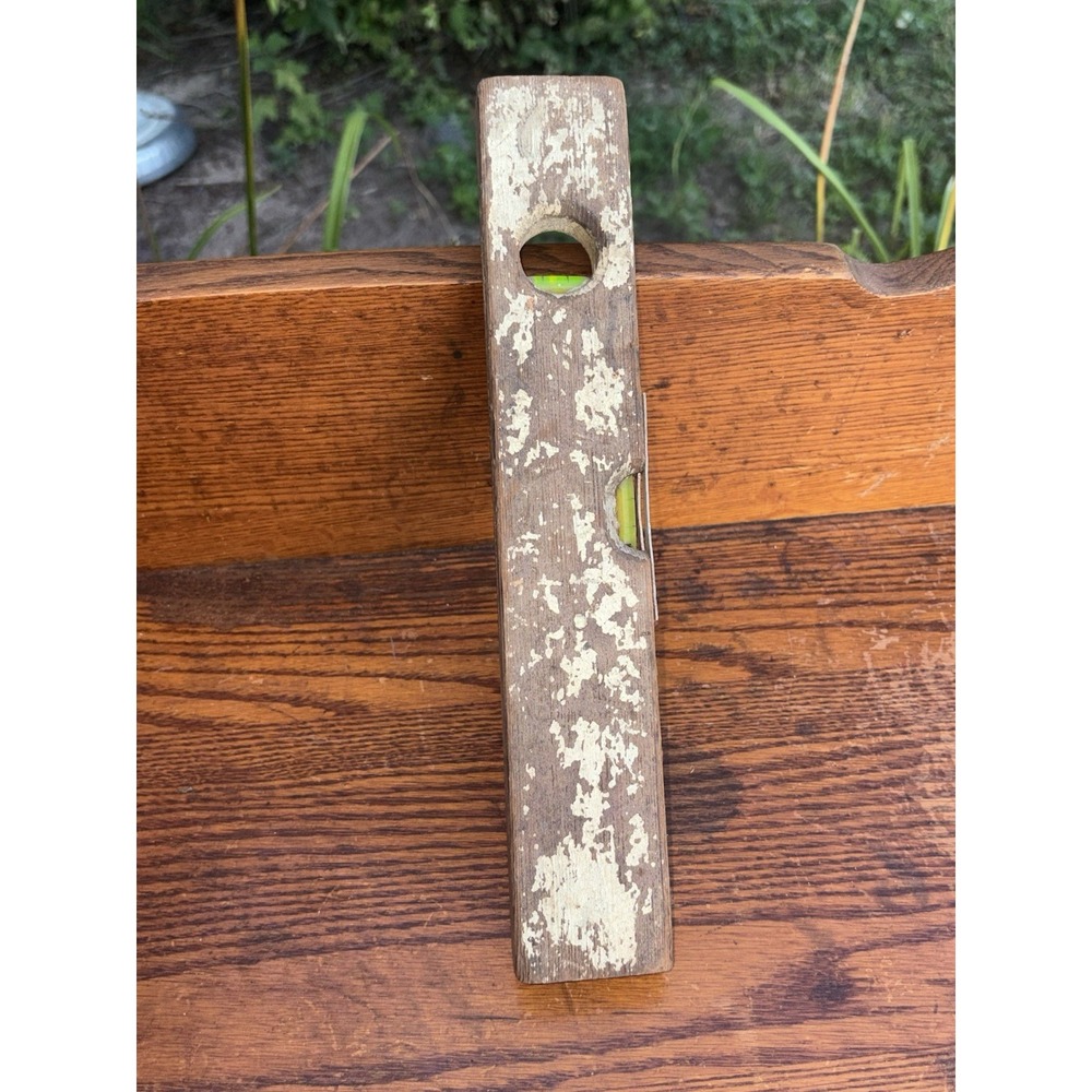 Vintage STANLEY HANDYMAN No. H1292 Wood Wooden Torpedo Level Chippy White Paint